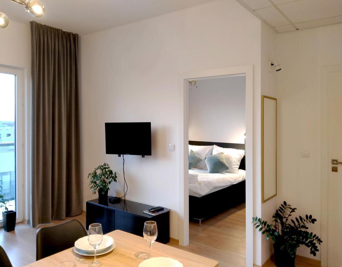 Apartament 9, Z Oddzielna Sypialnia! ワルシャワ エクステリア 写真