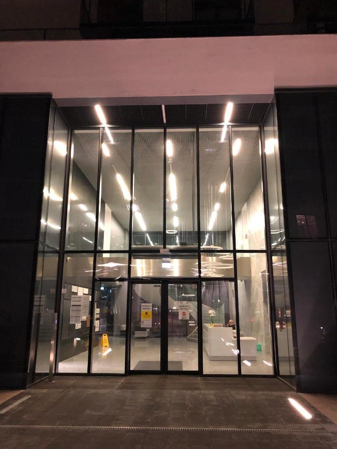 Apartament 9, Z Oddzielna Sypialnia! ワルシャワ エクステリア 写真